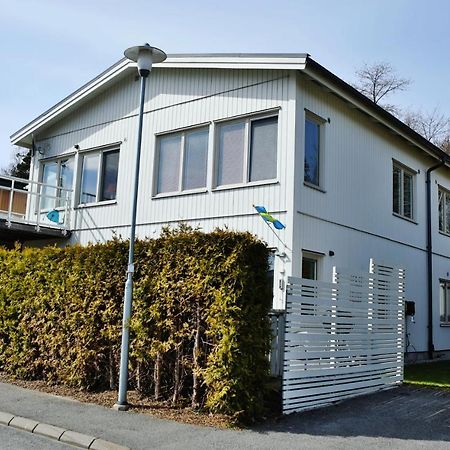 סיגטונה Nordic Lights Villa מראה חיצוני תמונה
