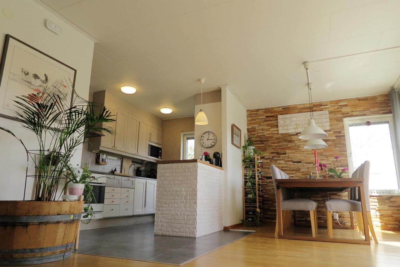 סיגטונה Nordic Lights Villa מראה חיצוני תמונה
